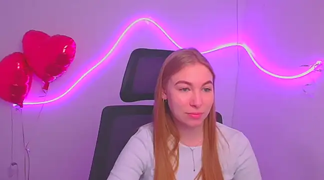 Snapshot of Dana_flowers chatting on March 12, 2025, 12:04 pm Dana flowers online show from March 12, 2025, 12:04 pm