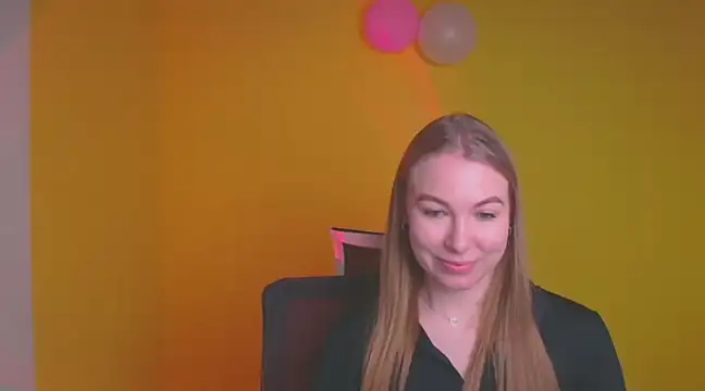 Snapshot of Dana_flowers chatting on February 20, 2025, 3:30 pm Dana flowers online show from February 20, 2025, 3:30 pm