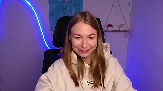 Snapshot of Dana_flowers chatting on October 18, 2025, 5:20 am Dana flowers online show from October 18, 2025, 5:20 am