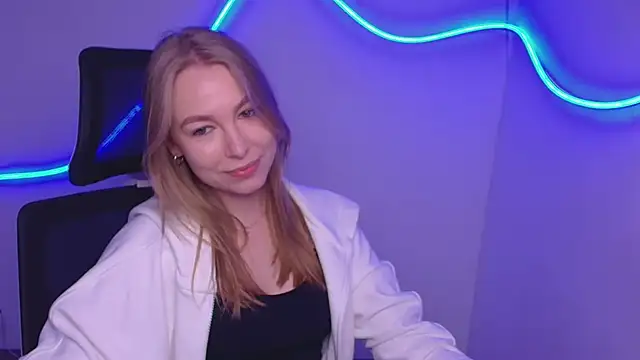 Snapshot of Dana_flowers chatting on September 22, 2025, 5:24 am Dana flowers online show from September 22, 2025, 5:24 am