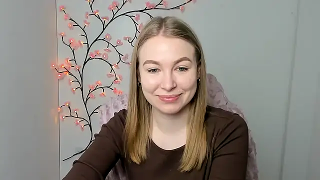 Snapshot of Dana_flowers chatting on March 4, 2026, 6:21 am Dana flowers online show from March 4, 2026, 6:21 am