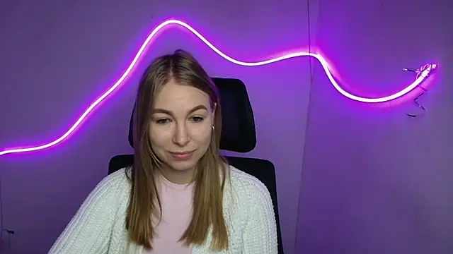 Snapshot of Dana_flowers chatting on October 1, 2025, 5:23 am Dana flowers online show from October 1, 2025, 5:23 am