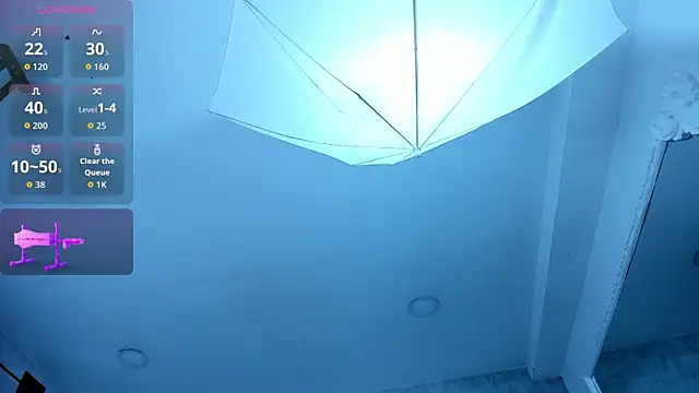 EmiliaRose  online show from October 20, 2025, 8:42 pm