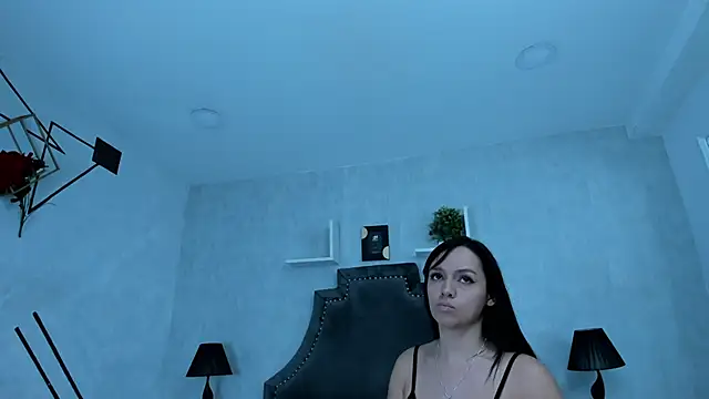 EmiliaRose  online show from October 23, 2025, 8:51 pm