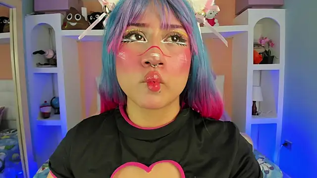 miss   megan online show from October 7, 2025, 2:34 am