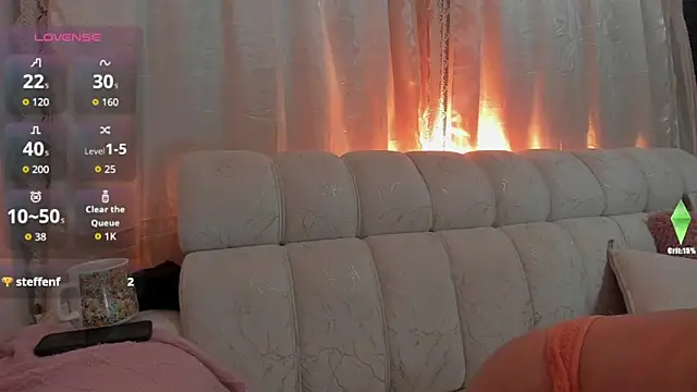 PamelaBliss online show from November 5, 2025, 9:34 am