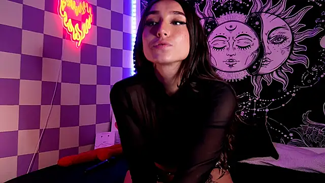 verosmit1 online show from March 4, 2025, 3:00 am