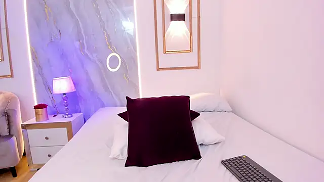 KylieGomeez online show from March 22, 2025, 4:56 am