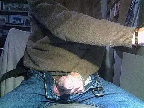 createur34 online show from February 4, 2026, 10:05 pm