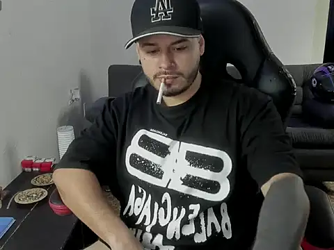 ragnar lothbrok777 online show from February 2, 2026, 8:41 pm