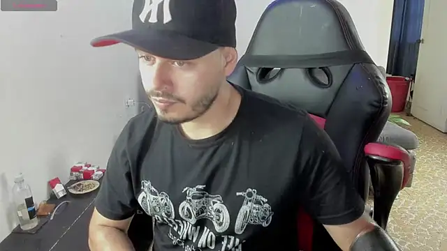 Snapshot of ragnar_lothbrok777 chatting on October 29, 2025, 8:30 pm ragnar lothbrok777 online show from October 29, 2025, 8:30 pm