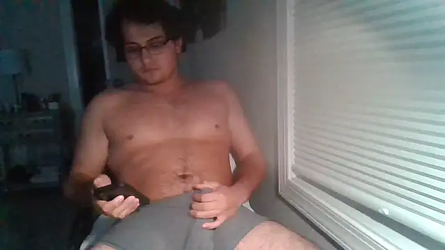 danyh2023 online show from November 6, 2025, 6:39 am