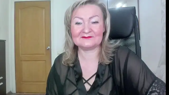 Snapshot of Victoria_secrets_ chatting on August 3, 2026, 5:37 am Victoria secrets online show from August 3, 2026, 5:37 am
