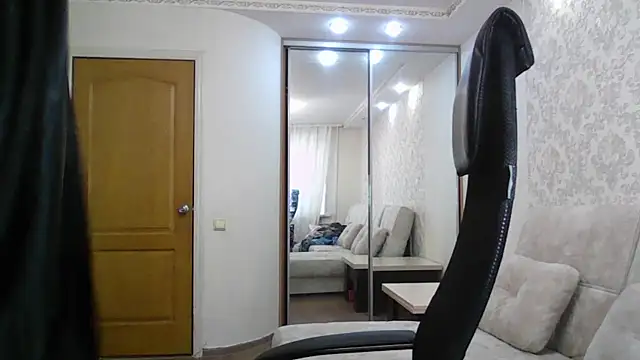 Victoria secrets  online show from March 4, 2026, 4:09 am