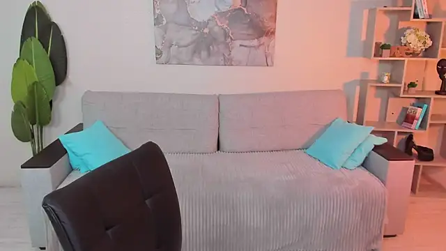 GabriellaMays online show from October 9, 2025, 5:19 am