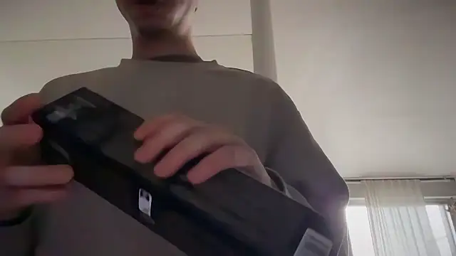 MikymikeBBWD online show from December 3, 2025, 12:37 pm