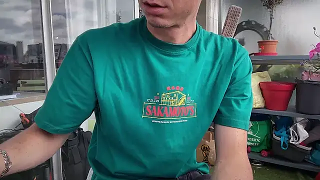 MikymikeBBWD online show from June 12, 2026, 1:42 pm