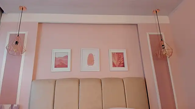 Annie rhoades online show from February 10, 2026, 12:37 pm