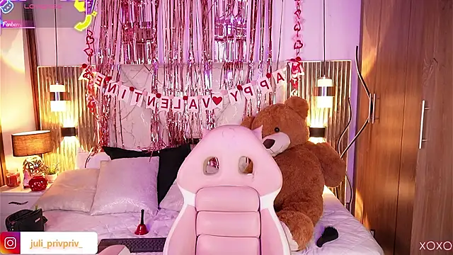 Julieta priv online show from February 16, 2026, 2:37 pm