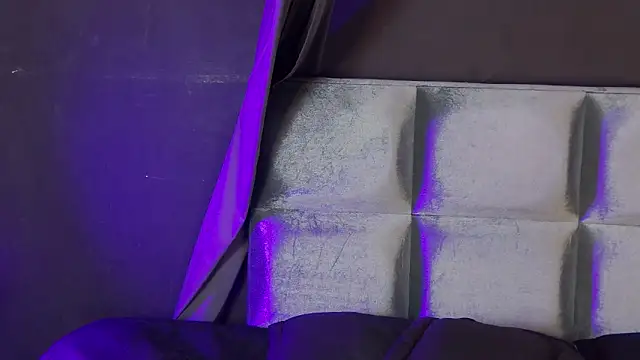 Arii moon online show from November 13, 2025, 8:35 pm