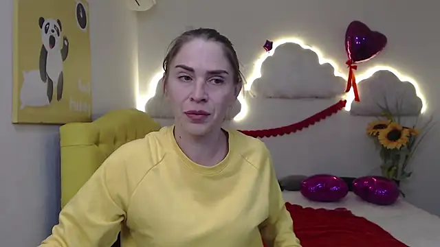 TessaDaybreak online show from March 14, 2025, 1:02 pm