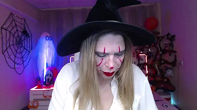 TessaDaybreak online show from October 31, 2025, 8:22 am