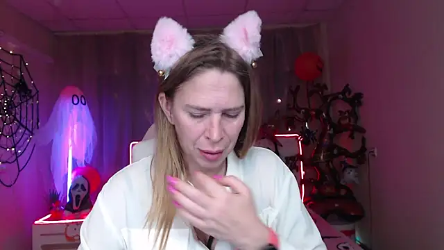 TessaDaybreak online show from October 27, 2025, 8:15 am