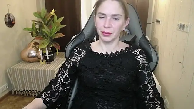 TessaDaybreak online show from February 27, 2025, 4:54 pm