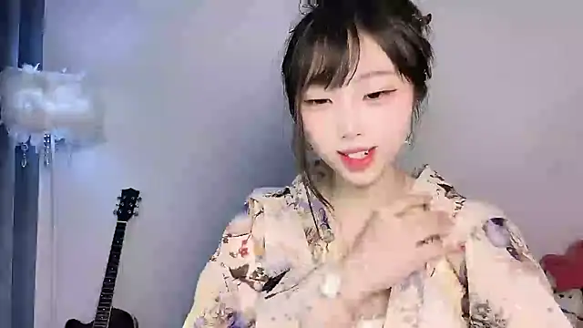 yukiyyuu44 online show from March 10, 2025, 10:13 pm