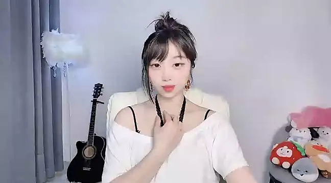 yukiyyuu44 online show from March 6, 2025, 1:27 am