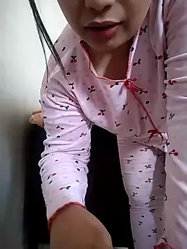 Snapshot of Dalou3a-69 chatting on November 21, 2025, 10:25 am Dalou3a-69 online show from November 21, 2025, 10:25 am