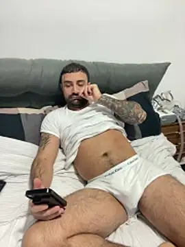 Snapshot of morfeoX chatting on February 21, 2026, 7:43 am morfeoX online show from February 21, 2026, 7:43 am