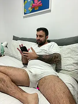 Snapshot of morfeoX chatting on February 24, 2026, 9:54 am morfeoX online show from February 24, 2026, 9:54 am