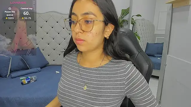Snapshot of lucelly_15 chatting on February 20, 2026, 11:56 am lucelly 15 online show from February 20, 2026, 11:56 am