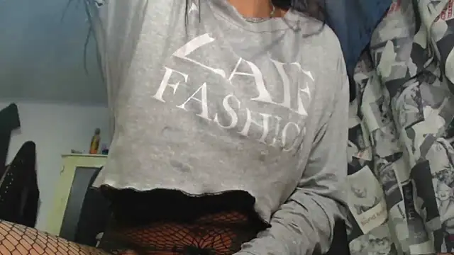 Snapshot of Gaby-sexy chatting on September 29, 2025, 9:53 pm Gaby-sexy online show from September 29, 2025, 9:53 pm