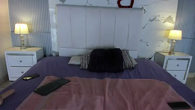 JanickBaker online show from October 3, 2025, 12:06 pm