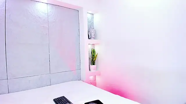 Snapshot of MiaMistrex chatting on October 30, 2025, 4:11 am MiaMistrex online show from October 30, 2025, 4:11 am