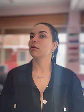 Naatalia online show from September 23, 2025, 3:08 pm