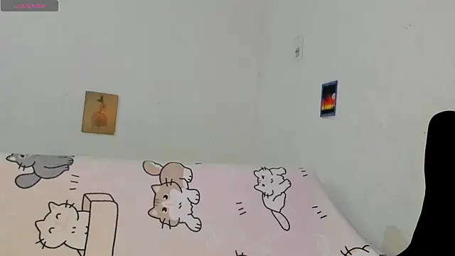 Naoko 7w7 online show from September 19, 2025, 10:03 pm