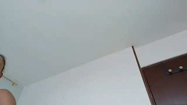 karina-lopez online show from November 7, 2025, 1:48 pm