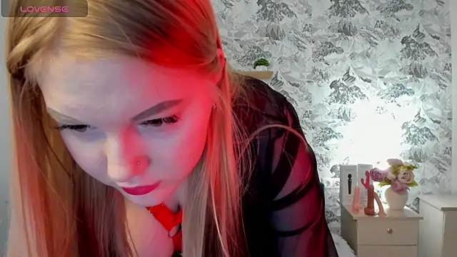 Snapshot of DonnaSmith chatting on March 8, 2025, 7:16 am DonnaSmith online show from March 8, 2025, 7:16 am