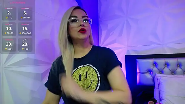 Azaahara  online show from February 21, 2026, 3:19 am