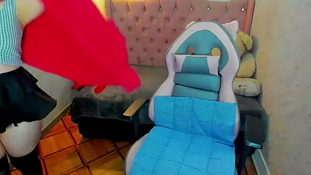 Snapshot of Lianngrace chatting on October 1, 2025, 2:21 pm Lianngrace online show from October 1, 2025, 2:21 pm