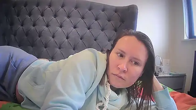 Snapshot of eatmypie69 chatting on February 5, 2026, 10:00 am eatmypie69 online show from February 5, 2026, 10:00 am