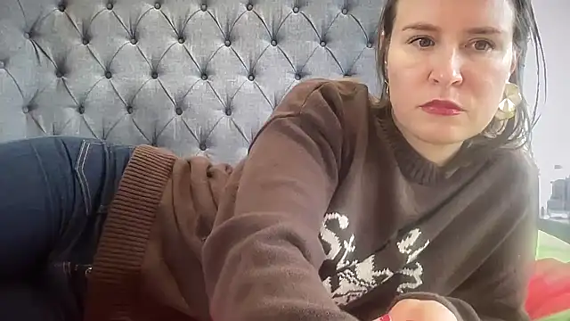 Snapshot of eatmypie69 chatting on January 19, 2026, 10:08 am eatmypie69 online show from January 19, 2026, 10:08 am