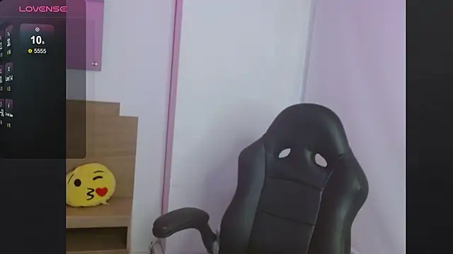 Katty love01 online show from February 26, 2025, 5:42 pm