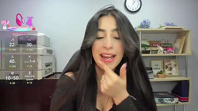 Katty love01 online show from September 13, 2025, 6:41 pm