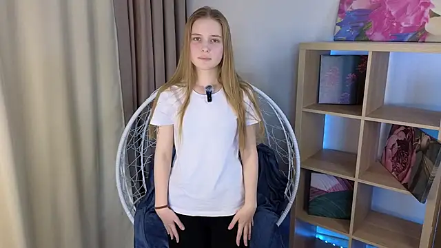 TaiteHankins online show from February 18, 2025, 11:00 am