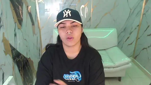 melany rouse18 online show from November 15, 2025, 1:26 pm