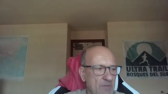 Snapshot of llopaco chatting on April 30, 2026, 11:50 am llopaco online show from April 30, 2026, 11:50 am